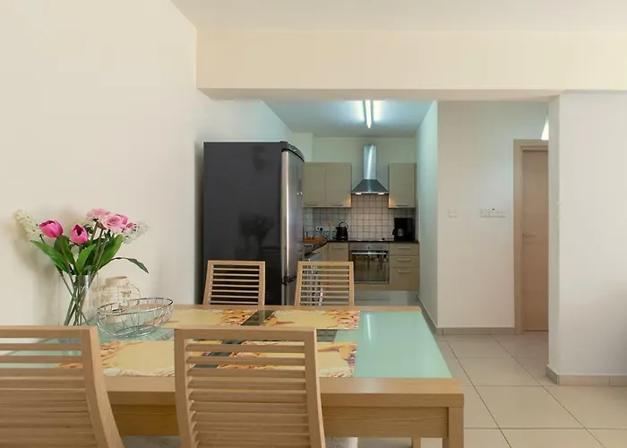 Lovely Bedroom In Shared